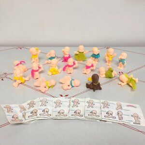 1991 Hasbro Miniature "L'il Babies" Figure Collection - Lot of 18